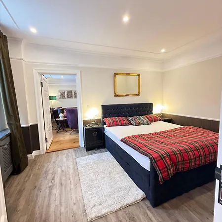 Whisperwood * Colnrade