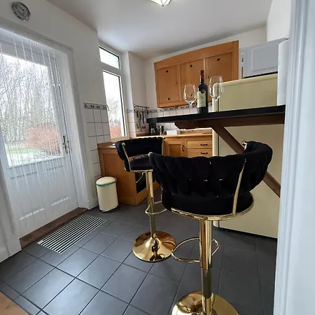 Whisperwood Апартаменты Colnrade